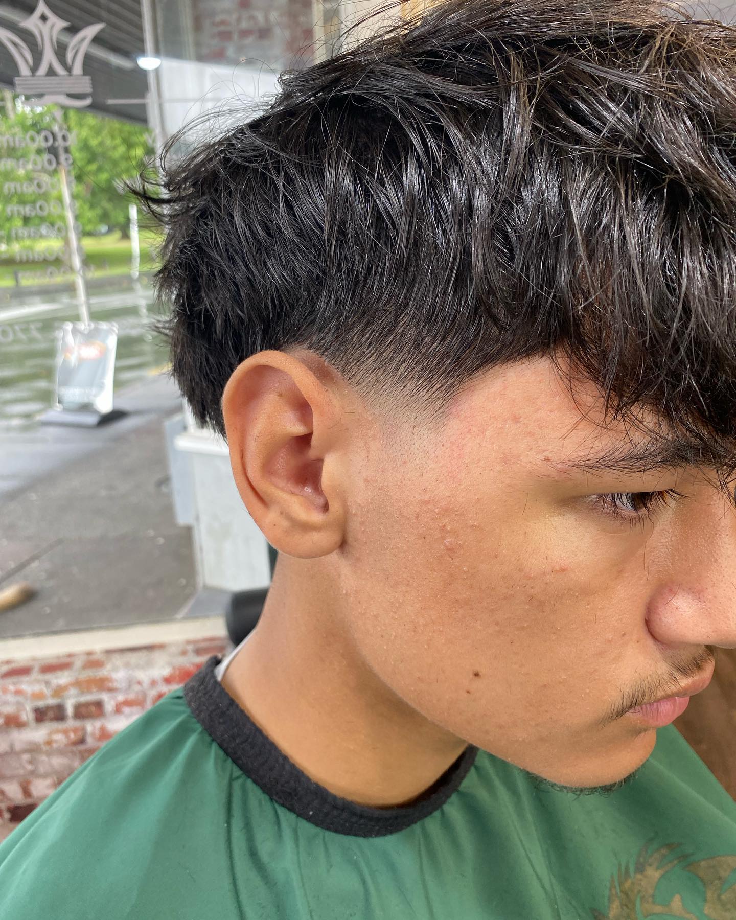 Textured crop haircut